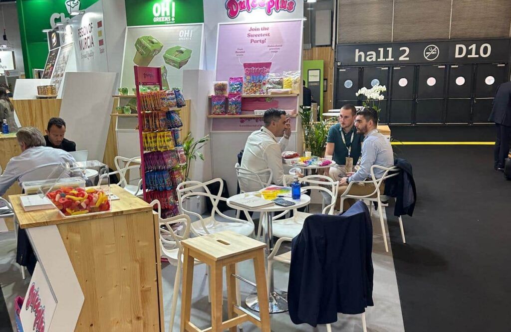 SIAL 2024 PARIS STAND Y CLIENTES